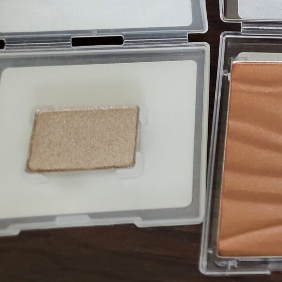 Mary Kay Group of Makeup! NWOT 2 Mascara's, Eye Shadow, Foundation ... - Picture 7 of 7